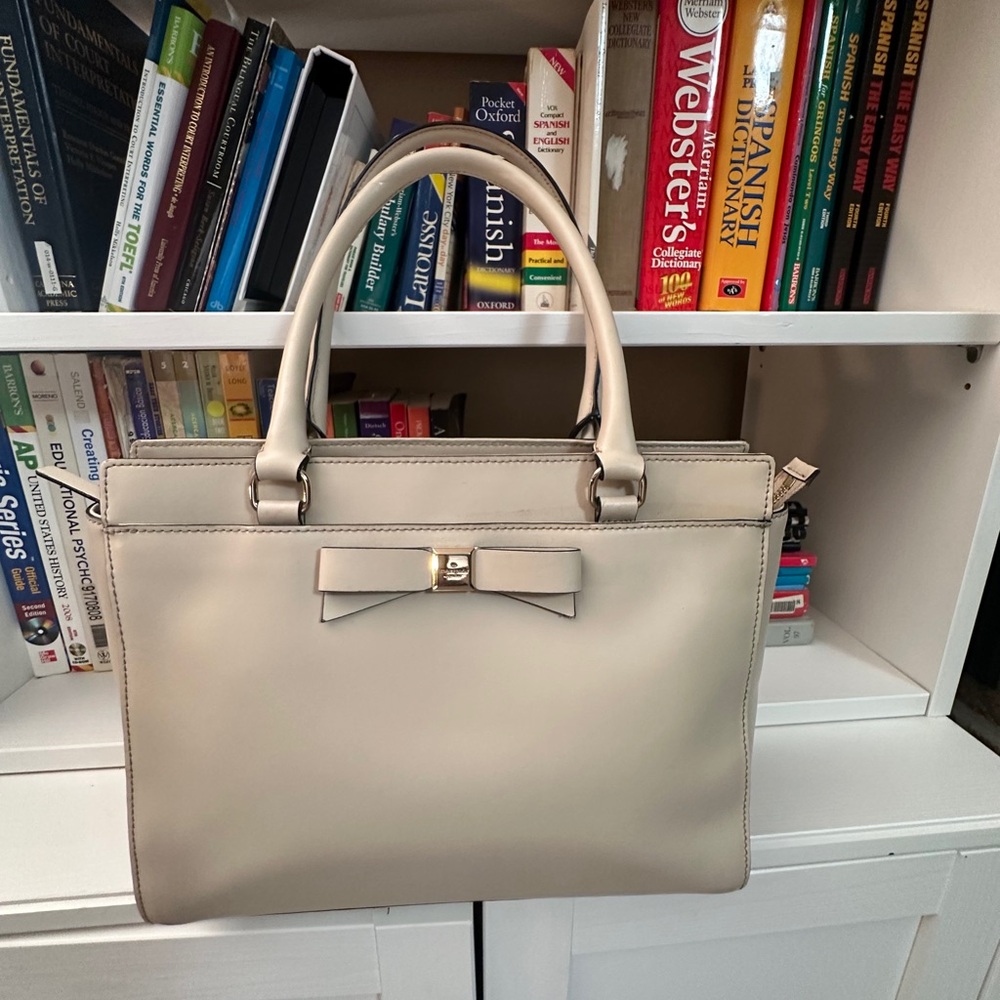 Kate Spade Classic Bow-Accent Women's Tote Bag in Cream